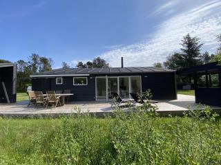 Enebærvej 28